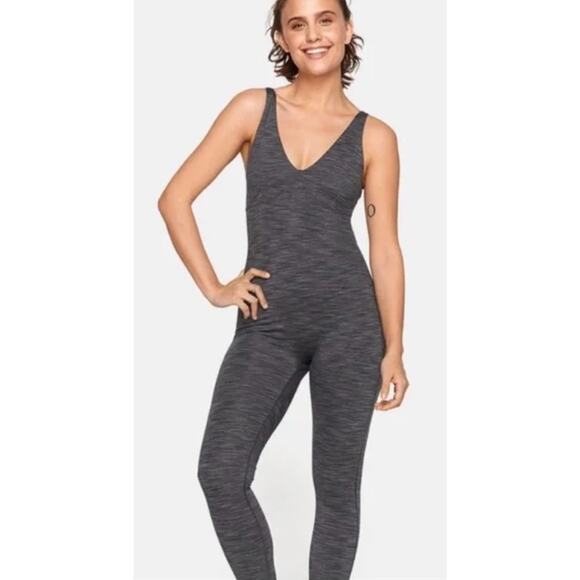 Outdoor Voices FreeForm Unitard Jumpsuit Grey Women's Size Small - Picture 1 of 7
